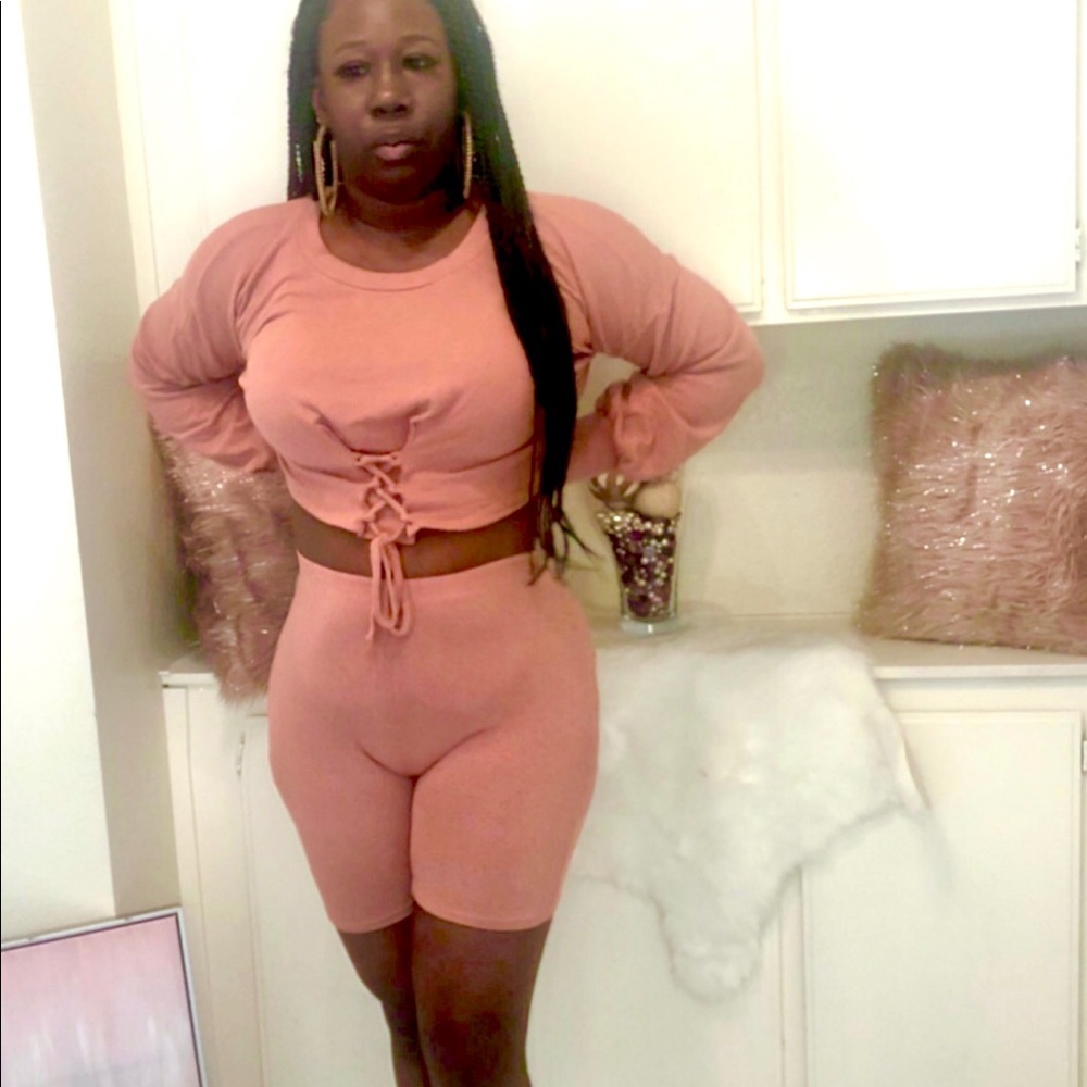 Two piece short set